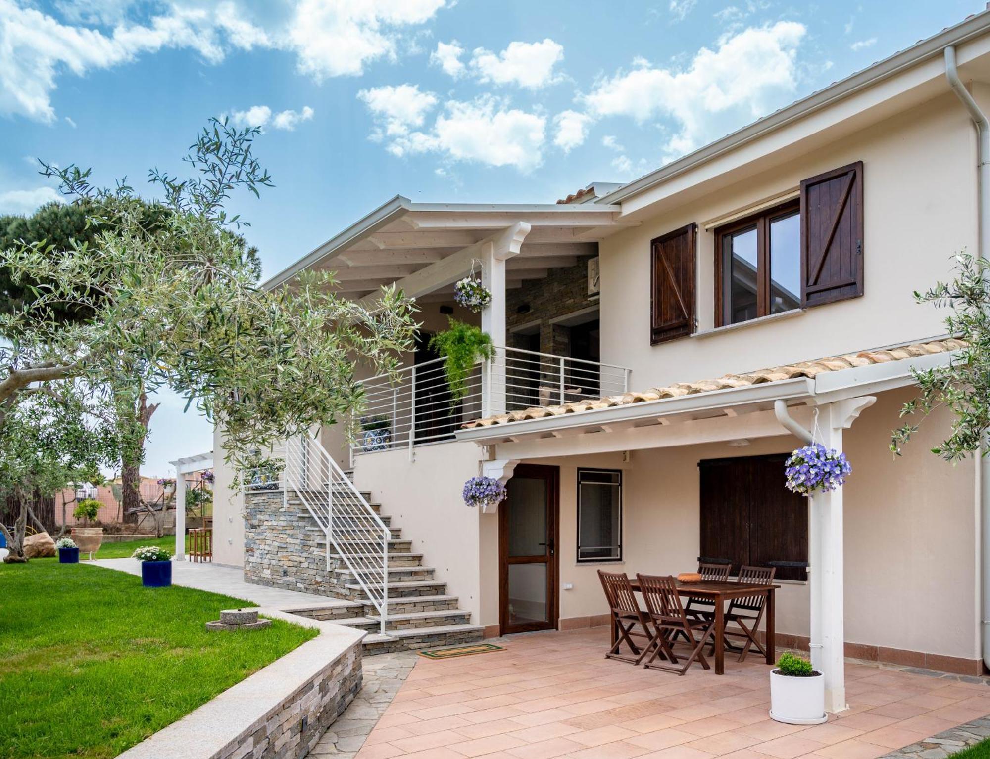 La Botte E Il Vino Rooms Capoterra Exterior photo